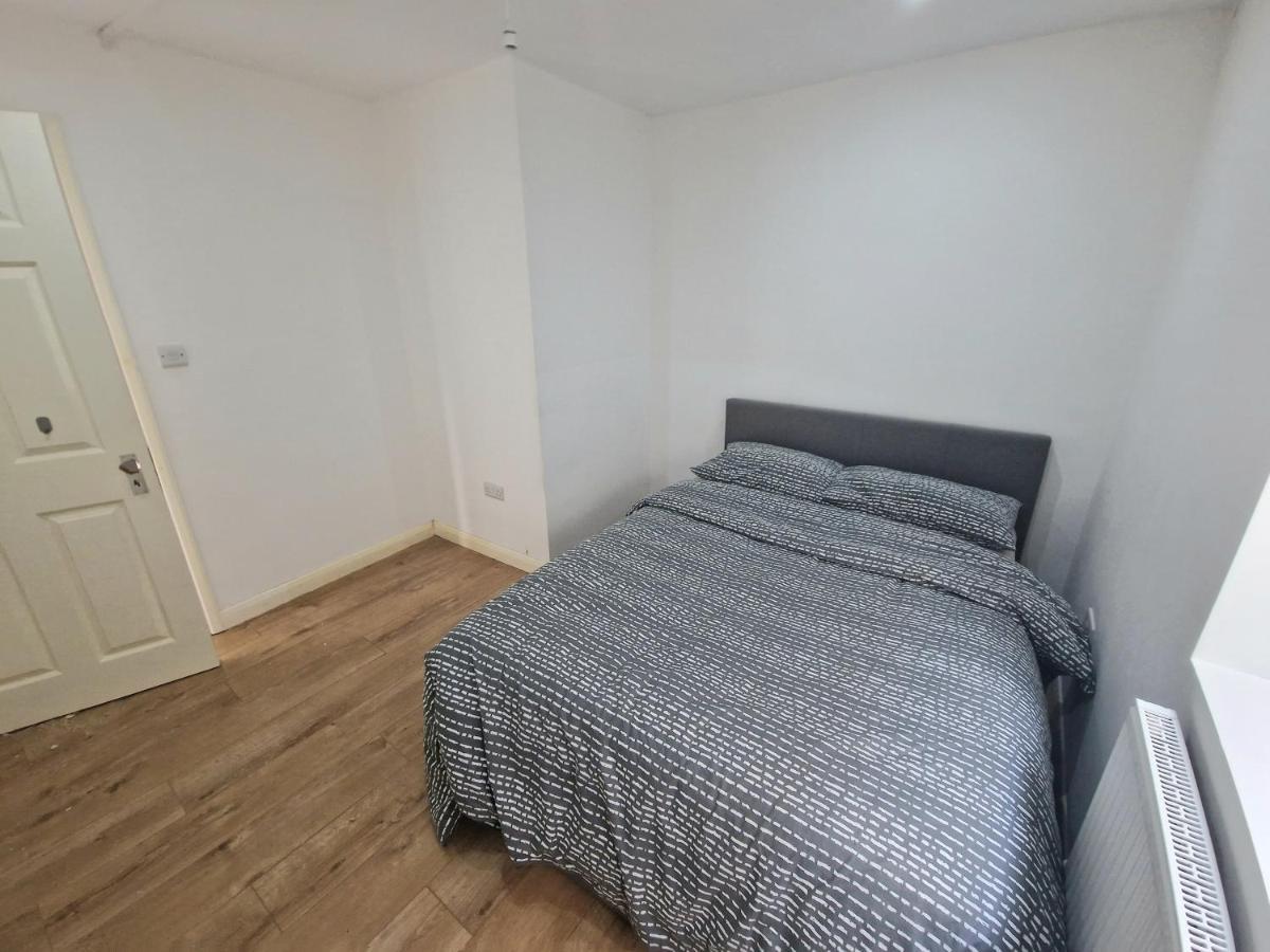 Mile End Budget Guesthouse Londres Extérieur photo